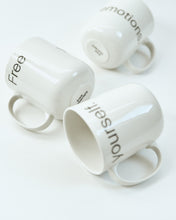 Lade das Bild in den Galerie-Viewer, Tasse "free your emotions"
